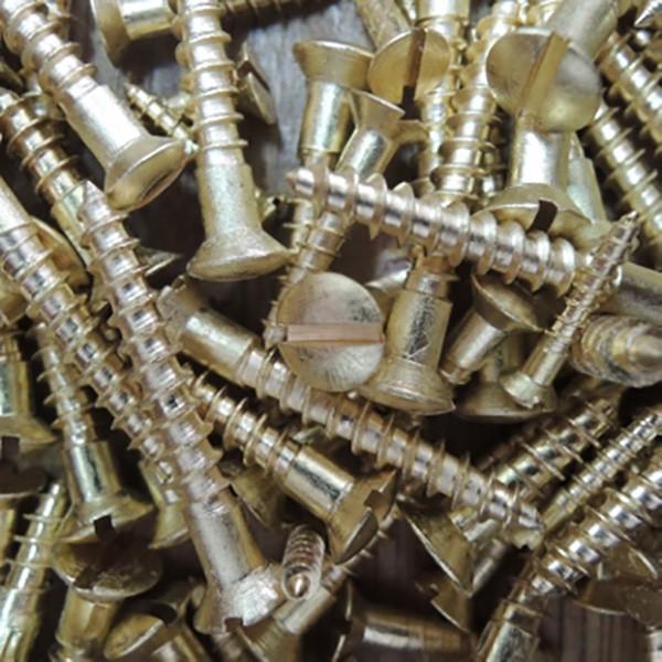 こだわり真鍮マイナス木ネジ 6×15mm (ラウンド) 10本 : KQLFT TOOLS