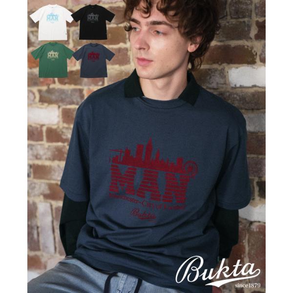 バクタ Bukta メンズ ユニセックス Tシャツ ロゴプリント バックプリント フロッキープリント 丸首 クルーネック スポーツ ストリート 夏 PT半袖T MAN