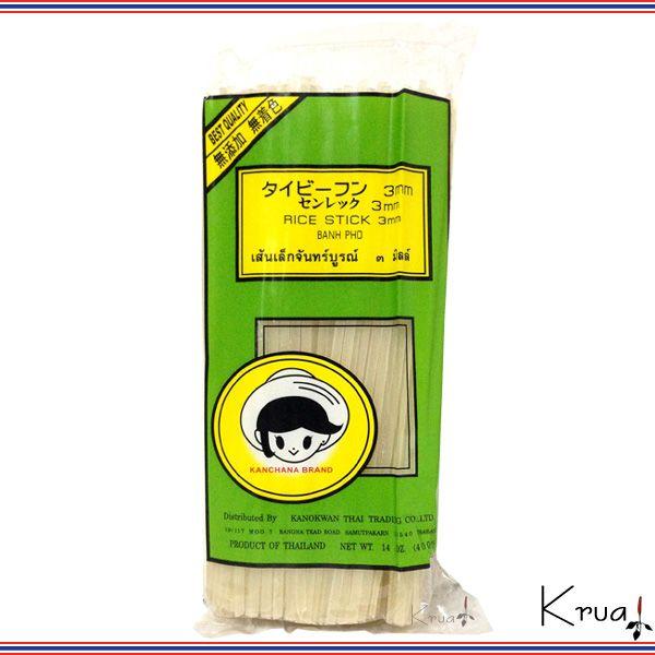 商品名　　：ビーフン(米麺)メーカー名：KANCHANA(カンチャナ)原材料　　：うるち米(タイ産)容量　　　：400g原産国　　：タイ国保存方法　：常温で直射日光の当たらないところに保管して、　　　　　　開封後は冷蔵保存しできるだけお早め...