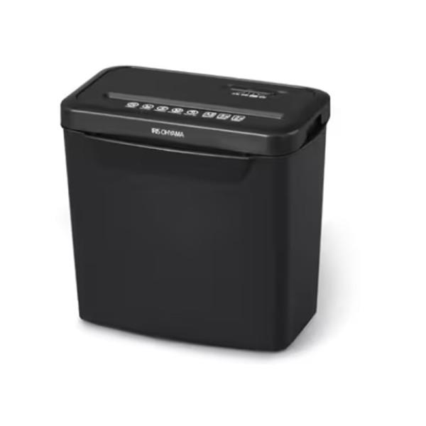 アイリスオーヤマ パーソナルシュレッダー P5GCX2 ブラック・コンパクト設計・約4×40mmのクロスカット採用・投入幅A4サイズ対応・5枚同時裁断