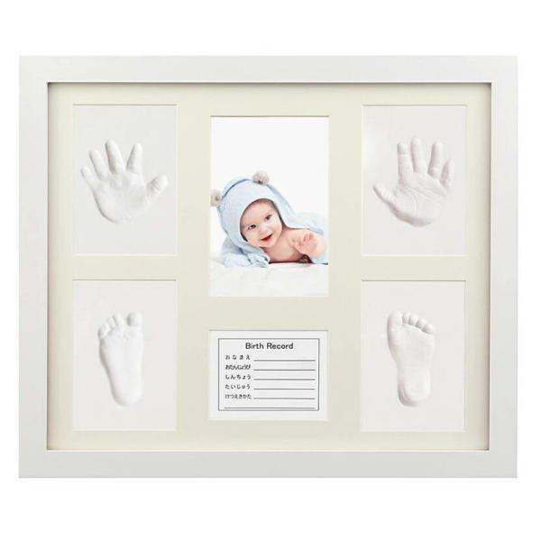 商品名:ベビーフレーム 手形 足形枠本体サイズ：28*33cm重量：1.3kgご注意:粘土パックを開封した後は、できるだけ早く粘土をご使用下さい。水分の蒸発により型取りに影響が出ます。キットの使用方法1.粘土を小袋から取り出し、2?3分間こ...