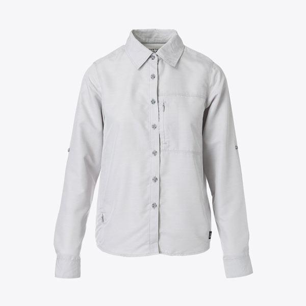 夏登山でもさらりと着られるデザイン