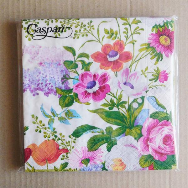 パーティなどおもてなしの席にテーブルの上のアクセントとなるペーパーナプキン10枚入り。3枚重ねのしっかりとした厚みで、お食事の時の紙ナプキンとしてハンドメイドお好きな方向けのカルトナージュ、デコパージュにもおすすめです。お家でのカフェタイム...