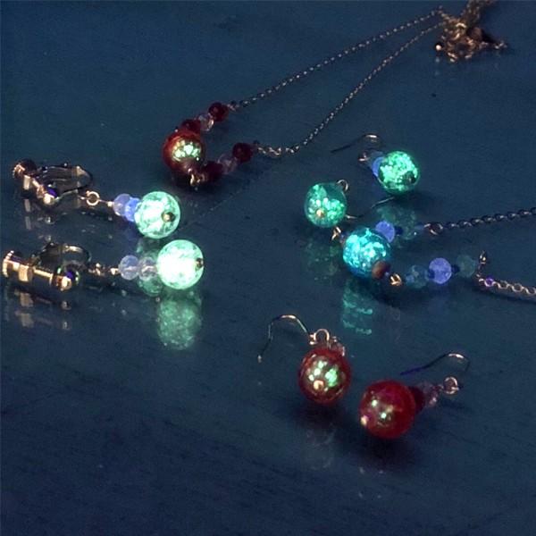 【かなママ様】1465.琉球ガラス　ナギット　海ほたる　小粒　ピアス　2ペア かなママ様】1465.琉球ガラス ナギット 海ほたる 小粒 ピアス 2