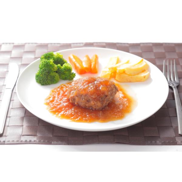 鯨肉100％使用の鯨ハンバーグの缶詰です。地元長崎の醤油メーカー「チョーコー醤油」様とコラボレーション商品です。本醸造丸大豆醤油使用の和風おろしソースが鯨ハンバーグによく合います。缶詰仕様となっておりますので、長期保存も対応でき、災害時の保...