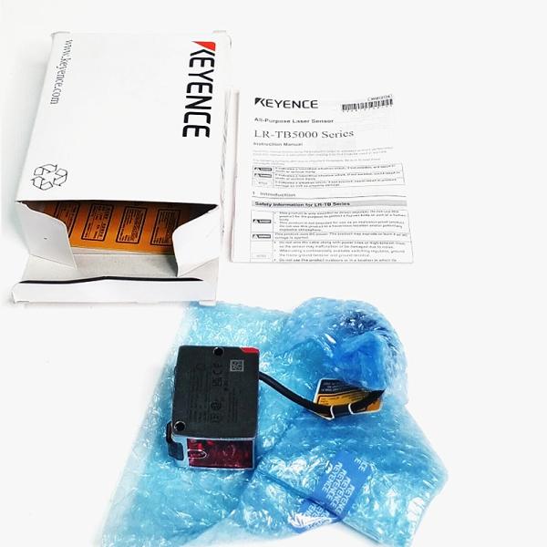 新品 KEYENCE キーエンス LR-TB5000C アンプ内蔵型TOFレーザセンサ