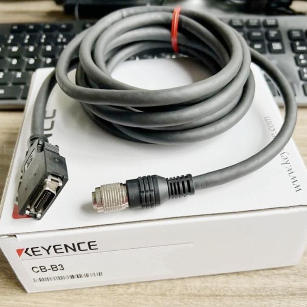 新品 KEYENCE キーエンス CB-B3 計測器センサヘッド接続ケーブル【不良