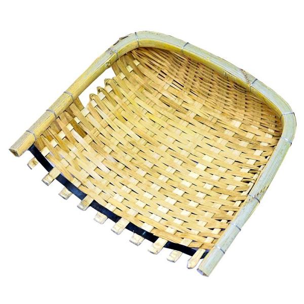 竹製石箕（いしみ）石み
