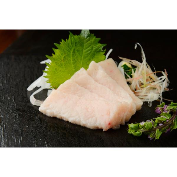 【商品名】熊本直送 馬肉 コーネ刺身（生食用）300g(50g×6個)希少部位【産地】国産もしくは、カナダ産国内肥育【内容量】300g(50g×6個)希少部位【付属品】小袋しょうゆ、小袋生姜【原材料】●馬肉●醤油:アミノ酸液、醤油（小麦、大...