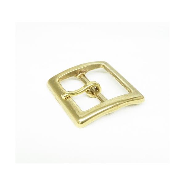 〇素材　真鍮〇カラー　真鍮色〇サイズ　ベルト幅35mm　(写真参照)〇個数　1個ベルト幅35mmの真鍮鋳物ギャリソンバックルです。重厚感があり、高級感のあるバックルです。真鍮製のため、経年により渋い色目に変色します。アンティーク好きの方にお...