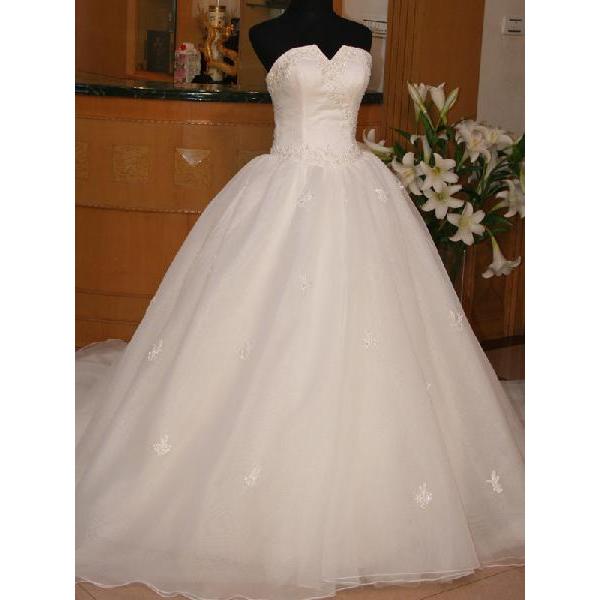 Wdk473b プリンセスラインウエディングドレス 素敵なｖカットビスチェタイプ Buyee Buyee Japanese Proxy Service Buy From Japan Bot Online