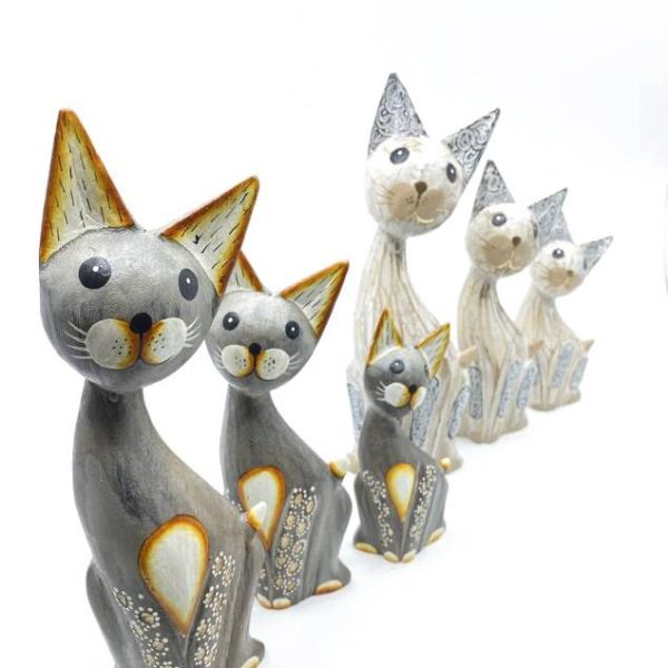 木彫りバリネコ 猫の置物 3匹セット 2色 猫 木彫りインテリア 置物