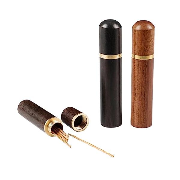 黒 茶色/-/-・製品パラメータ: つまようじホルダー2個セット。 黒と茶色。 サイズ：85×17×17mm。1個の重さは約36g。・高品質の素材：私たちの収納ボックスは、純粋な天然の高級木材と真ちゅうでできており、耐摩耗性と耐久性があり、...