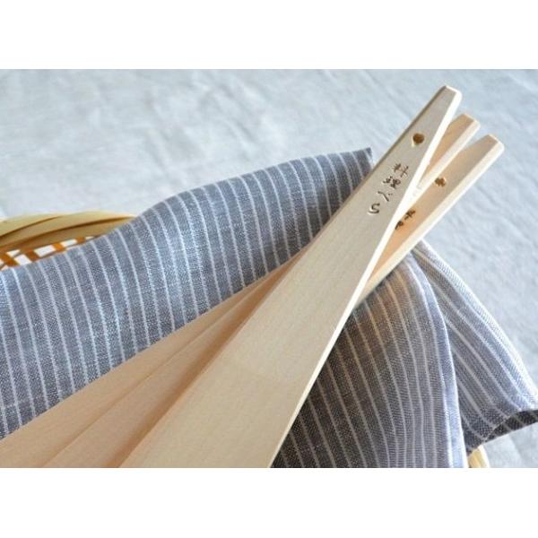 イチョウの料理ベら 小 双葉商店 福井県 木べら おしゃれ スリム キッチンツール 調理道具 銀杏 いちょう 無垢 手作り 国産 日本製 クリックポスト可 Buyee 日本代购平台 产品购物网站大全 Buyee一站式代购 Bot Online