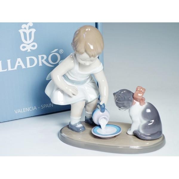 Lladro リヤドロ/リアドロ 8498 召し上がれ フィギュリン 置物 猫 少女