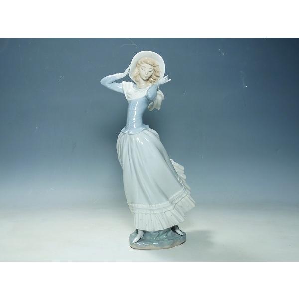 LLADRO リヤドロ 人形 女性 春のそよ風 置き物 35cm