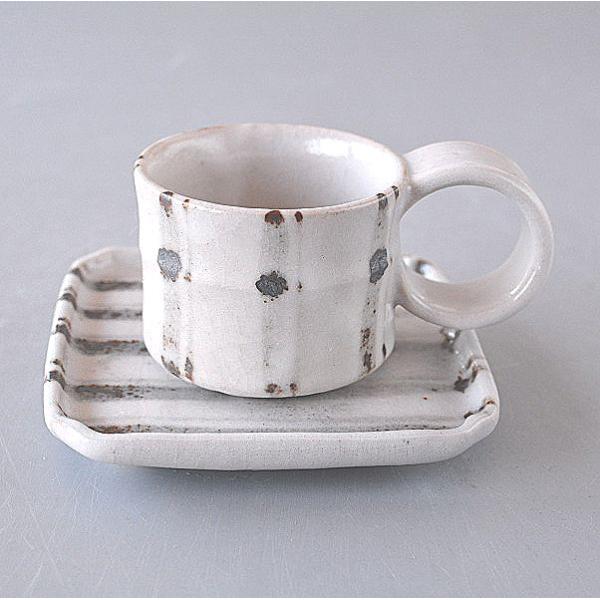 φ7.7×H6cm容量すりきり約180cc陶磁器電子レンジ・食器洗い機 OK手作り品に付き商品に歪みがたつきがある場合がござます。また釉薬のむらや跡切れがある場合もあります。色などはそれぞれ異なります。（5枚目画像）手作り品であることをご理...