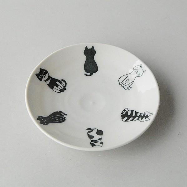 うつわやみたす 猫の中皿 うつわやみたす 猫の中皿