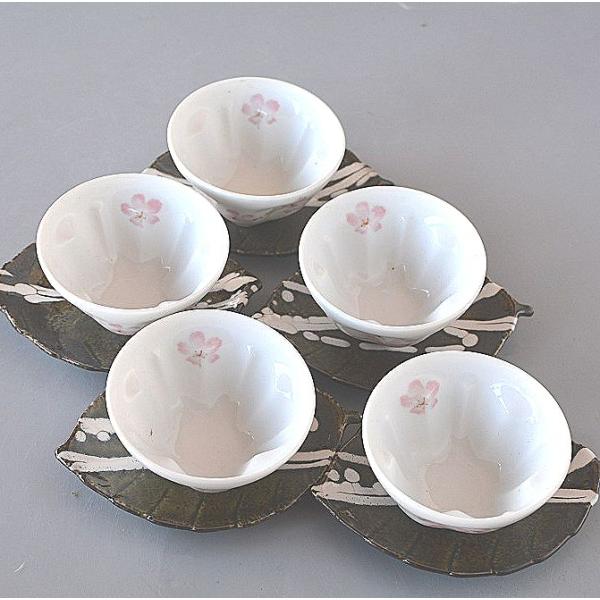 茶托つき湯飲み 白流し茶托 磁器製 上品玉露煎茶 5客 : yu072-5  