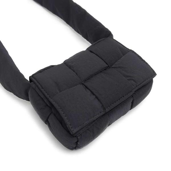 BOTTEGA VENETA ボッテガヴェネタ ミニカセット ショルダー