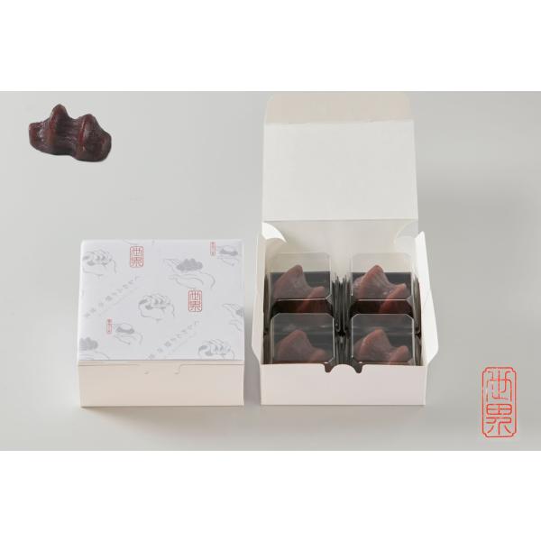 登録商標 くらわんか江戸時代から大阪で約４００年に渡って今に継承される大阪枚方発祥の伝統銘菓「くらわんか餅」　大阪の陣（慶長十九〜二十年）で家康の難を救った船頭・久六は淀川にて食べ物を売る権利を与えらました。 往来する船に向かって「酒食らわ...