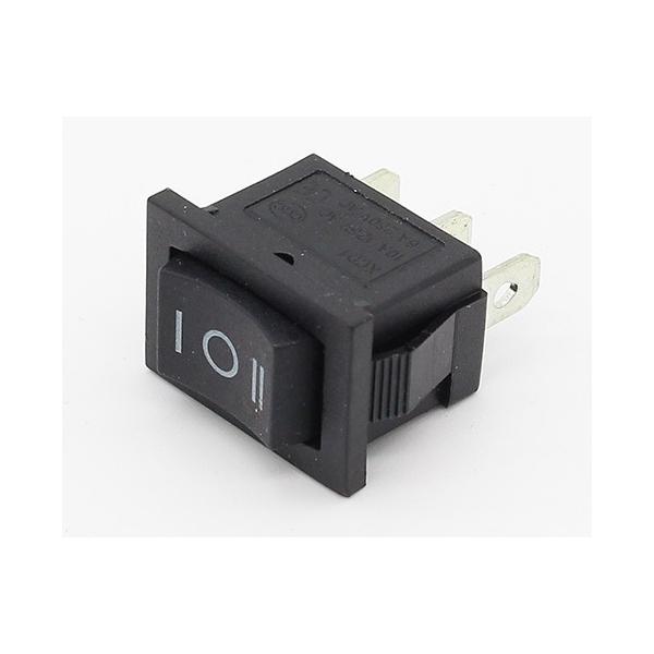 3P ON-OFF-ONロッカースイッチ（オルタネイト）125V/10A 250V/6A！