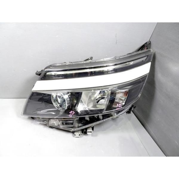 ヴォクシー DAA-ZWR80G 左 ヘッド ライト ランプ レンズ 070 ジャンク