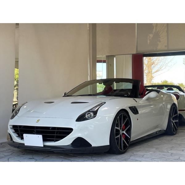 中古車 フェラーリ カリフォルニアT DCT