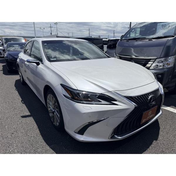 【支払総額3,333,000円】中古車 レクサス ES 禁煙車 サンルーフ 三眼LEDヘッドライト