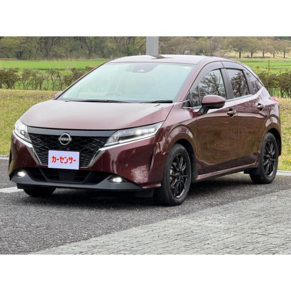 【支払総額1,190,000円】中古車 日産 ノート 夏冬タイヤ付 製造2025年タイヤ