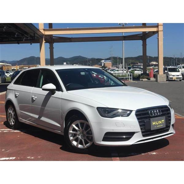 中古車 アウディ A3スポーツバック