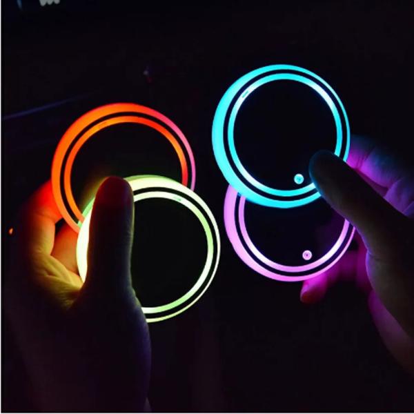 7色  LED車 カップホルダーusb発光コースターサーブ93 95 9000 93 900 95エアロ9 3 42250 42252 92