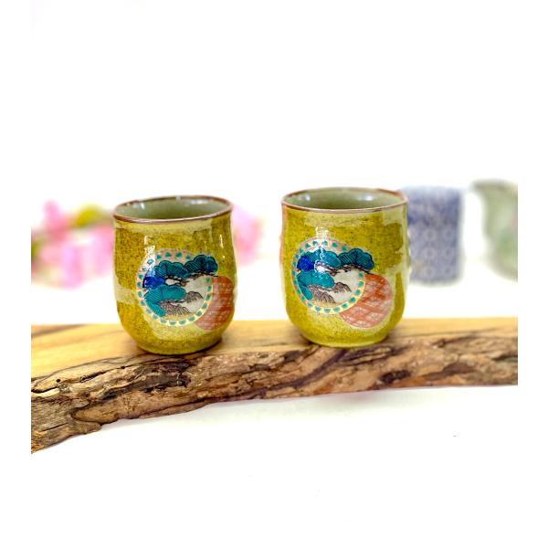 九谷焼 蓋付き 手描き ご飯茶碗 金彩色絵 松竹梅 2客 新品 大珍品