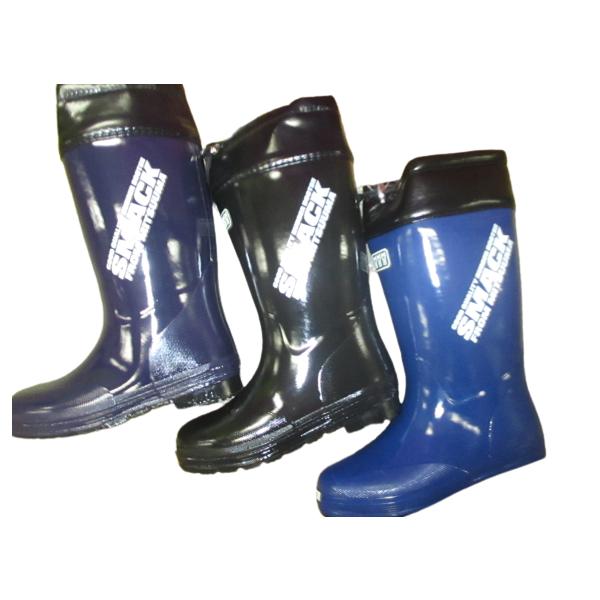 シンプルな形のレイン・スノーブーツ滑りにくさを追求した防滑ソールのメンズ防寒長靴防滑ソールなので滑りにくい！！カバー付きの為雨や雪が入りにくい！！4mmメッシュウレタン裏布なので寒冷地でも暖かくて蒸れにくいです。エナメル仕上げ筒丈：26.0...