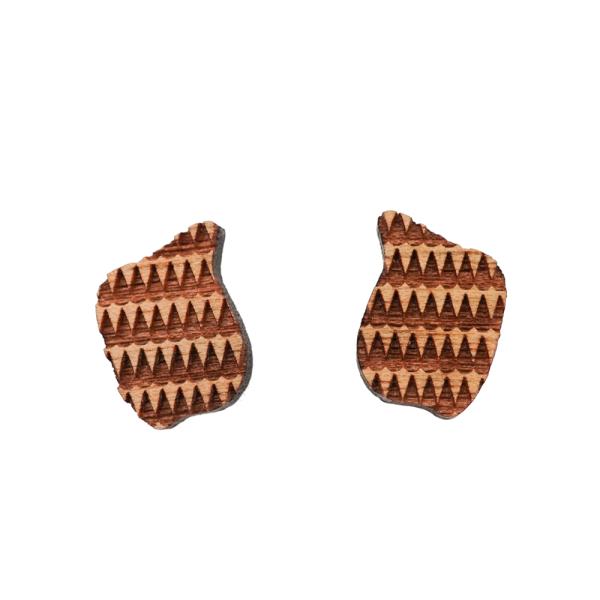 【木ｔｃｈ】クルミの木・ピアス（ミニ）chelsea / チェルシー