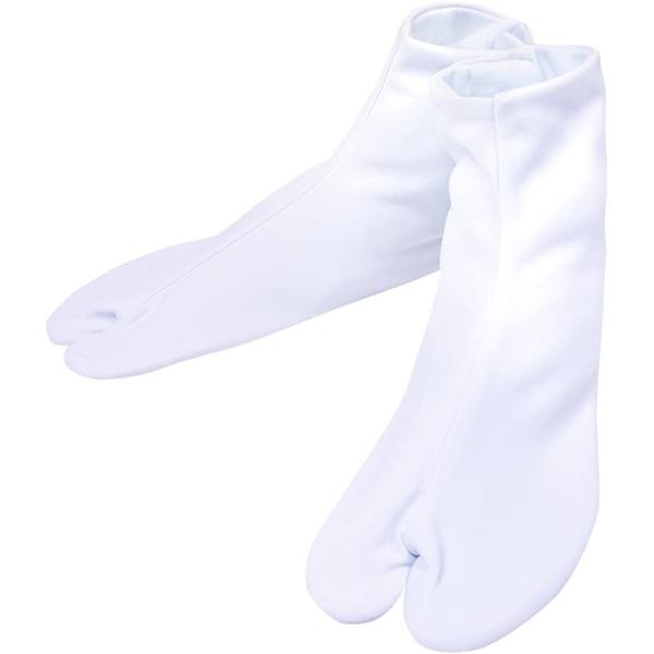 商品情報  安心の国内繊維メーカー”東レ”の生地を使用したノーアイロンタイプのストレッチこはぜ足袋です。五枚こはぜ足袋なので足首が四枚こはぜタイプに比べて見えにくいので、礼装用や踊り、立ち姿等にこだわる方には特にオススメです。かかと方向に伸...