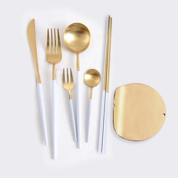 cesa beams カトラリーセット　6本セット＋レスト１個 クチポール風　スプーン フォーク ナイフ コーヒースプーン ケーキフォーク お箸 レスト  (/=中6片1/)
