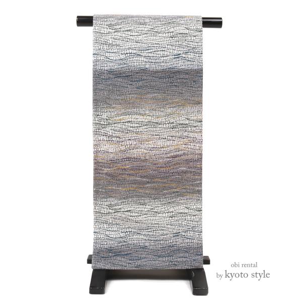 【袋帯 レンタル 】こちらは振袖や訪問着などに合わせていただく帯のレンタルになります。お着物は合わせる帯や小物でガラっと雰囲気が変わります。・着物はあるけど手持ちの帯といまいちしっくりこない、、・いつものイメージとは違う着こなしをしたい、、...