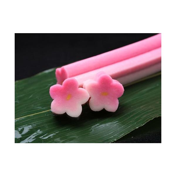 季節の花をかたちどった生麸で、梅の花を形どっています。四季折々の種類がありますが、オールシーズンの彩として初春をイメージしています。鍋物やお吸い物、煮物、蒸し物と幅広い使い道があります。■名称　　　梅麩■原材料　　小麦グルテン、餅粉、色粉■...