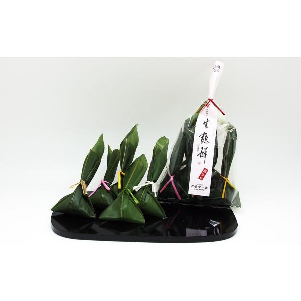 ■日持ちの目安出荷日含む６日（要冷蔵）■内 容 量■京生麸餅詰め合わせ５個入（よもぎ・ゆば・抹茶・黒糖　各１個、季節の生麸餅１個）　＊ただいま季節の生麸餅は「柚子生麸餅」です（2月上旬までの予定）■食物アレルゲン小麦・乳・大豆・山芋人気の京...