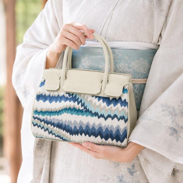 衿秀 和装バッグ 牛革 刺繍生地 オフホワイト カジュアル 日本製 小紋