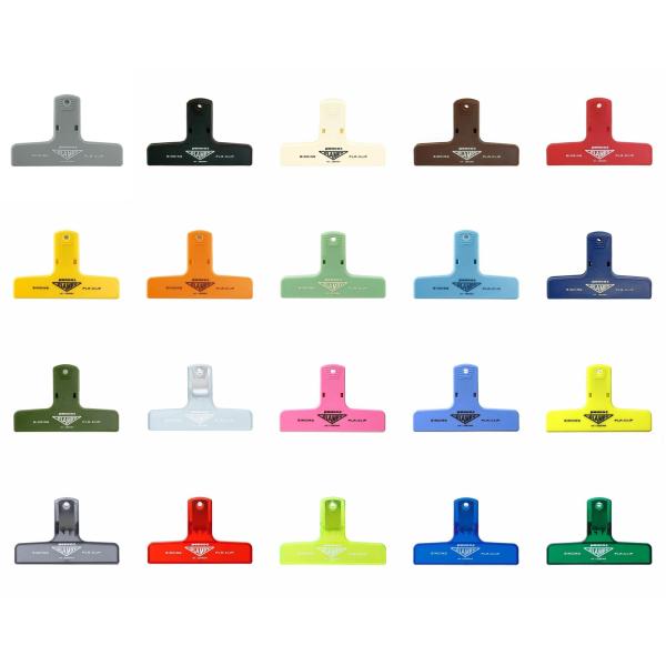 サイズ：幅10.0 × 高さ6.5 × 奥行3.0 (cm)素材・材質：ABS生産国：中国penco（ペンコ）らしいカラーリングが自慢のプラスチック製クリップです。お菓子やコーヒー豆など袋留めにちょうどいいサイズ感。ギザギザの口でしっかりと...