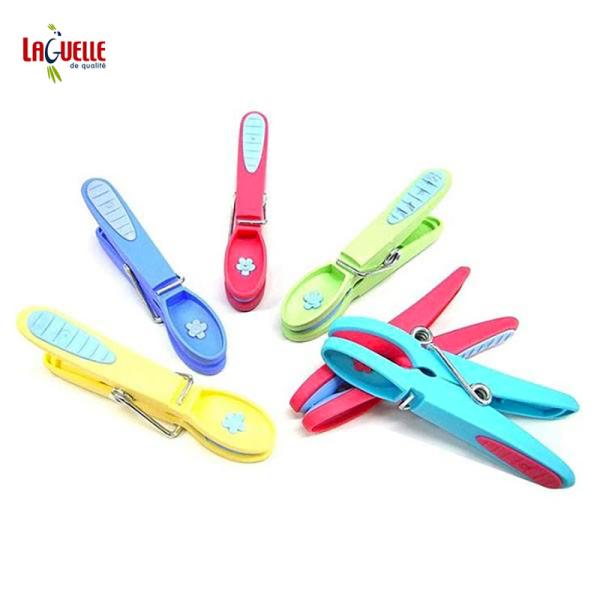 サイズ:約L8cm 重量:約112g 素材・材質:本体/ポリプロピレン、滑り止め部/熱可塑性エラストマー、バネ/鋼 生産国:フランス ※セット内容:5色アソートの12個セットグリップ力が強いのに、跡がのこりにくいフランスのラゲールの洗濯バサ...