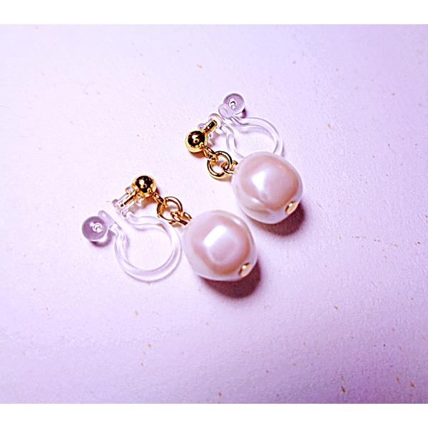 I916GGWHPR イヤリング 樹脂ノンホールピアス アレルギー対応 金アレ