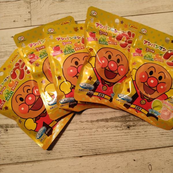 不二家 アンパンマン グミ りんご 1袋6粒×126袋 まとめ売り