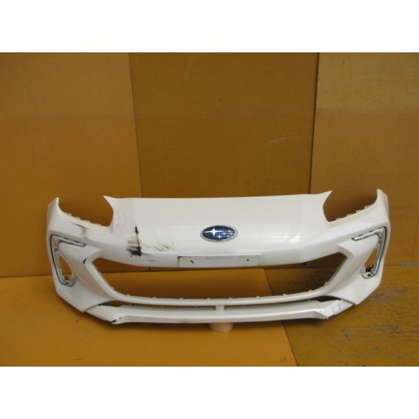 ホワイト バンパー左側１点 BRZ(ZD8)用 純正フロントバンパー パールホワイト 57704CC200 ホワイト