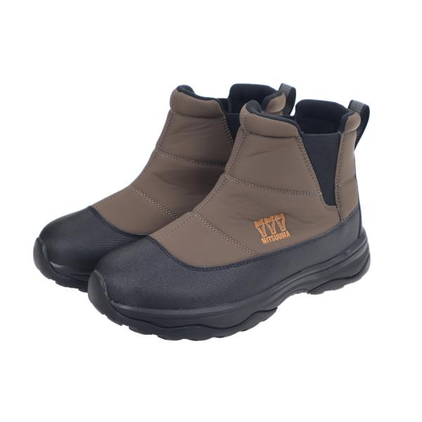 ミツウマワークシューズに軽量サイドゴアタイプが登場外側部分にミツウマロゴマークが刺繍されているのでミツウマファンにはたまらない1足サイドゴム仕様で脱ぎ履きが楽々。ボア裏仕様なので足元を暖かく快適な歩行をサポート防滑意匠ソールで雪道でも滑りに...