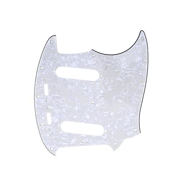 他サイト： Musiclily Pro 12穴 アメリカ製 Fender Mustang ムスタングギター用ピックガード、4プライエイジドホワイトパールの商品画像