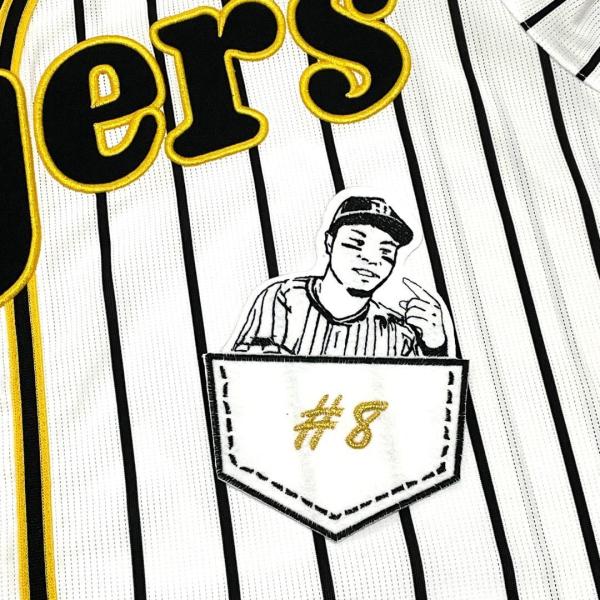納期注意【阪神タイガース 刺繍ワッペン ポケットから 佐藤輝明