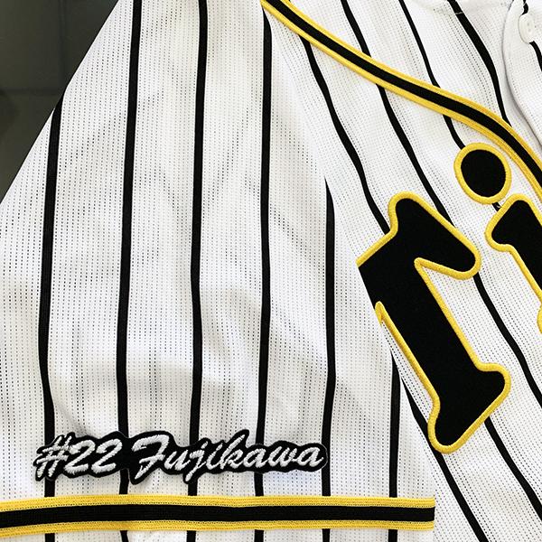 阪神　ユニフォーム　藤川球児　ワッペン付　タイガース Amazon.co.jp: 阪神 タイガース 刺繍ワッペン 藤川 球児 背番号